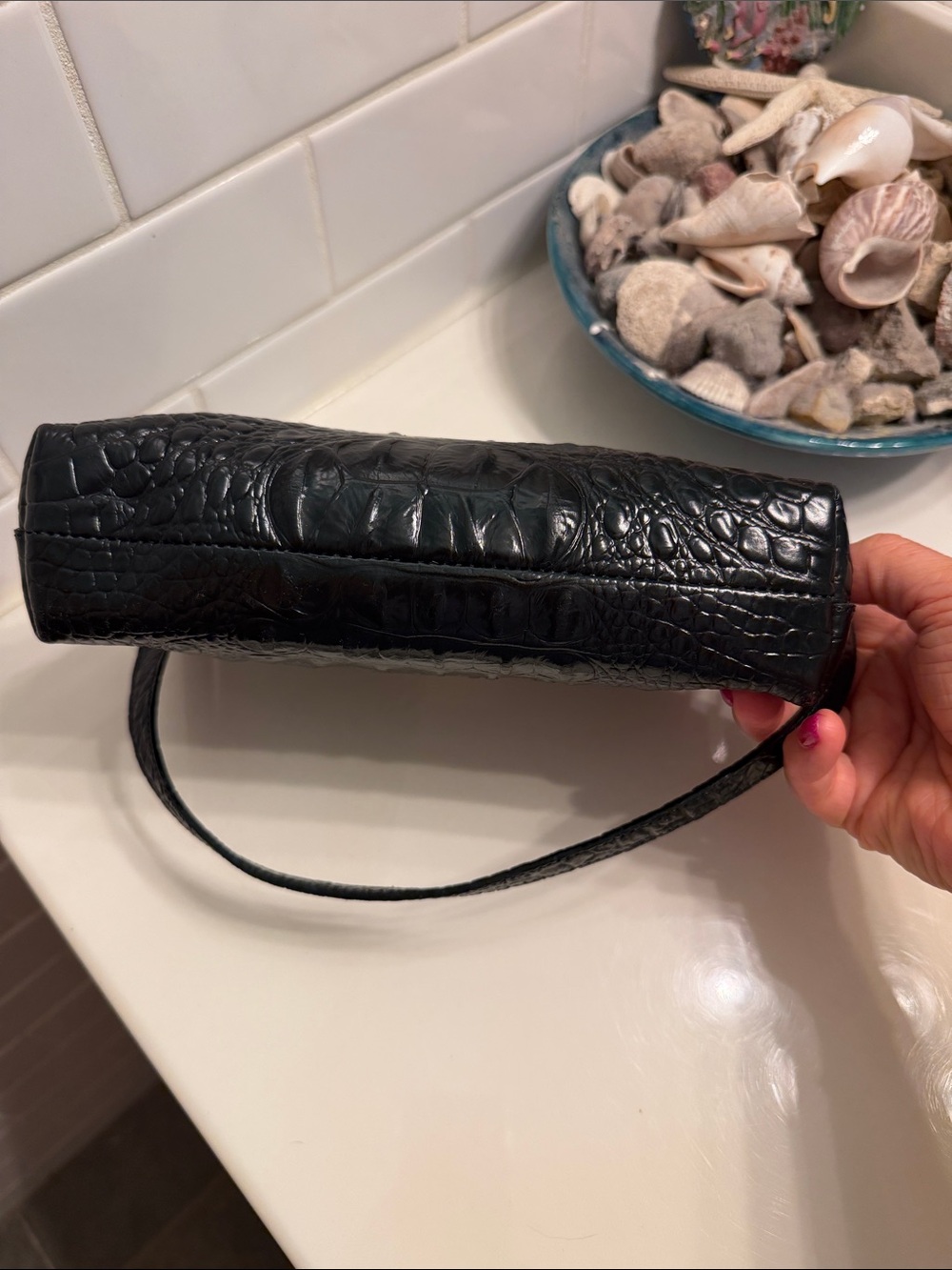 Brahmin Black Croc-Embossed small shoulder bag with Gold Hardware - Picture 6 of 7